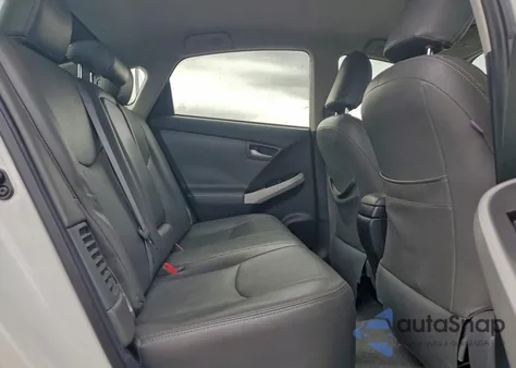 2013 Toyota Prius Plug-In z USA, uszkodzony, nr VIN JTDKN3DP0D3038917